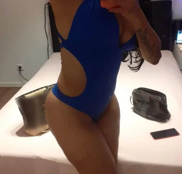 Aisha33 escort Frankfurt am Main