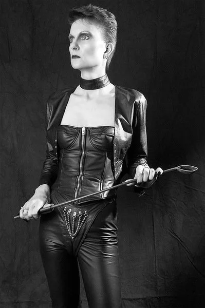 Domina Maren escort Frankfurt am Main